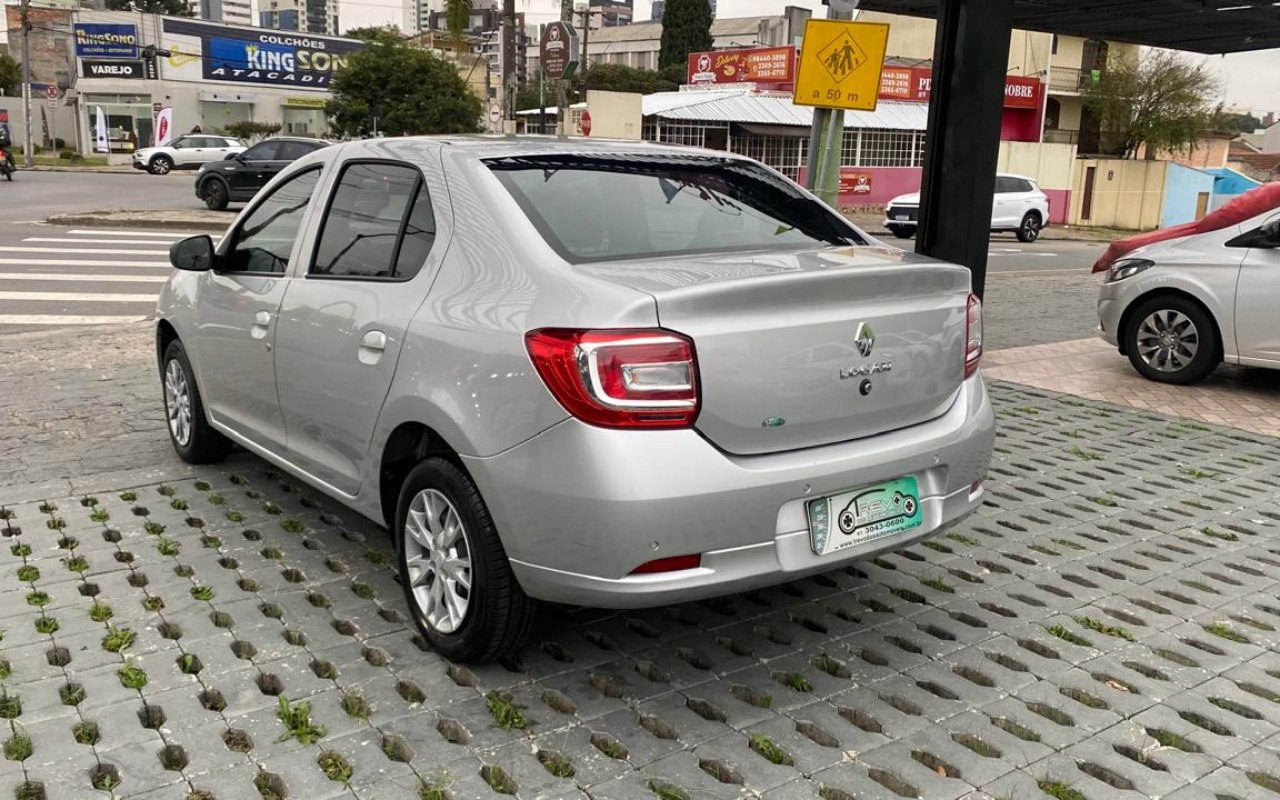 imagem-https://www.socarrao.com.br/sc-vehicle-images-prod/1507805/1780755135945-Ni5qcGVn.jpeg