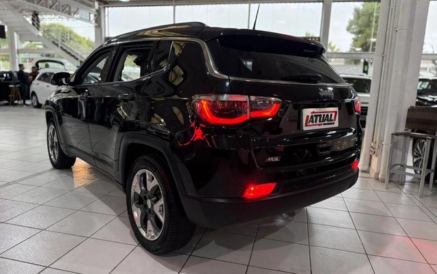 imagem-https://www.socarrao.com.br/sc-vehicle-images-prod/1515658/1787842994862-8096143_9_B_d464ee5808.jpeg