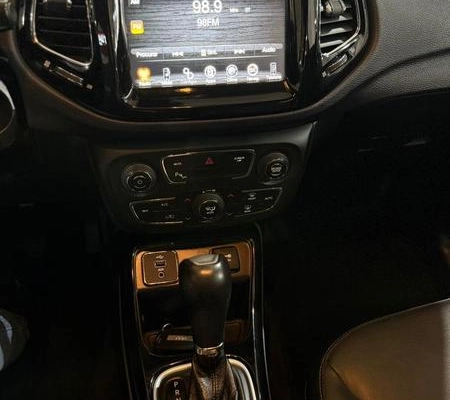 imagem-https://www.socarrao.com.br/sc-vehicle-images-prod/1515658/1787842994863-8096143_0_B_67d9fa2f13.jpeg