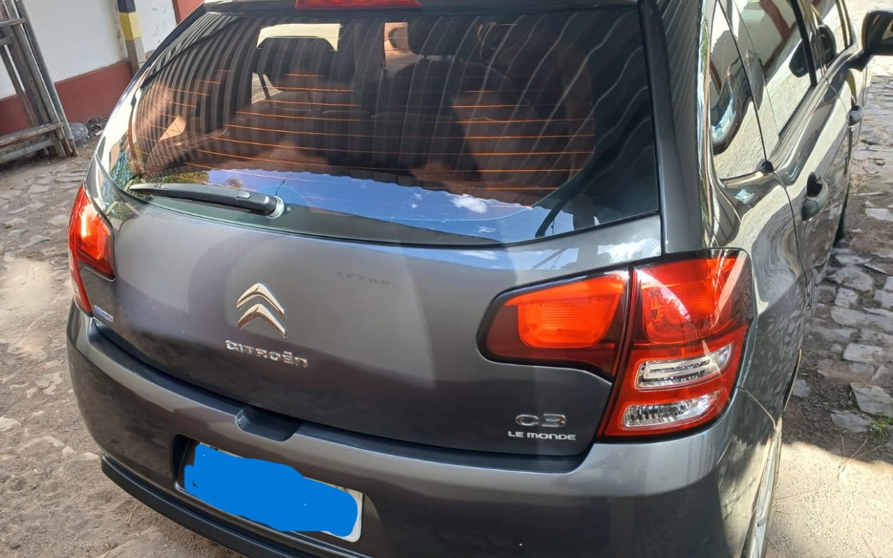 imagem-https://www.socarrao.com.br/sc-vehicle-images-prod/1515881/1779054398644-V2hhdHNBcHAgSW1hZ2UgMjAyNi0wNS0wOCBhdCAxMS40MC4wMyAoMSkuanBlZw.jpeg