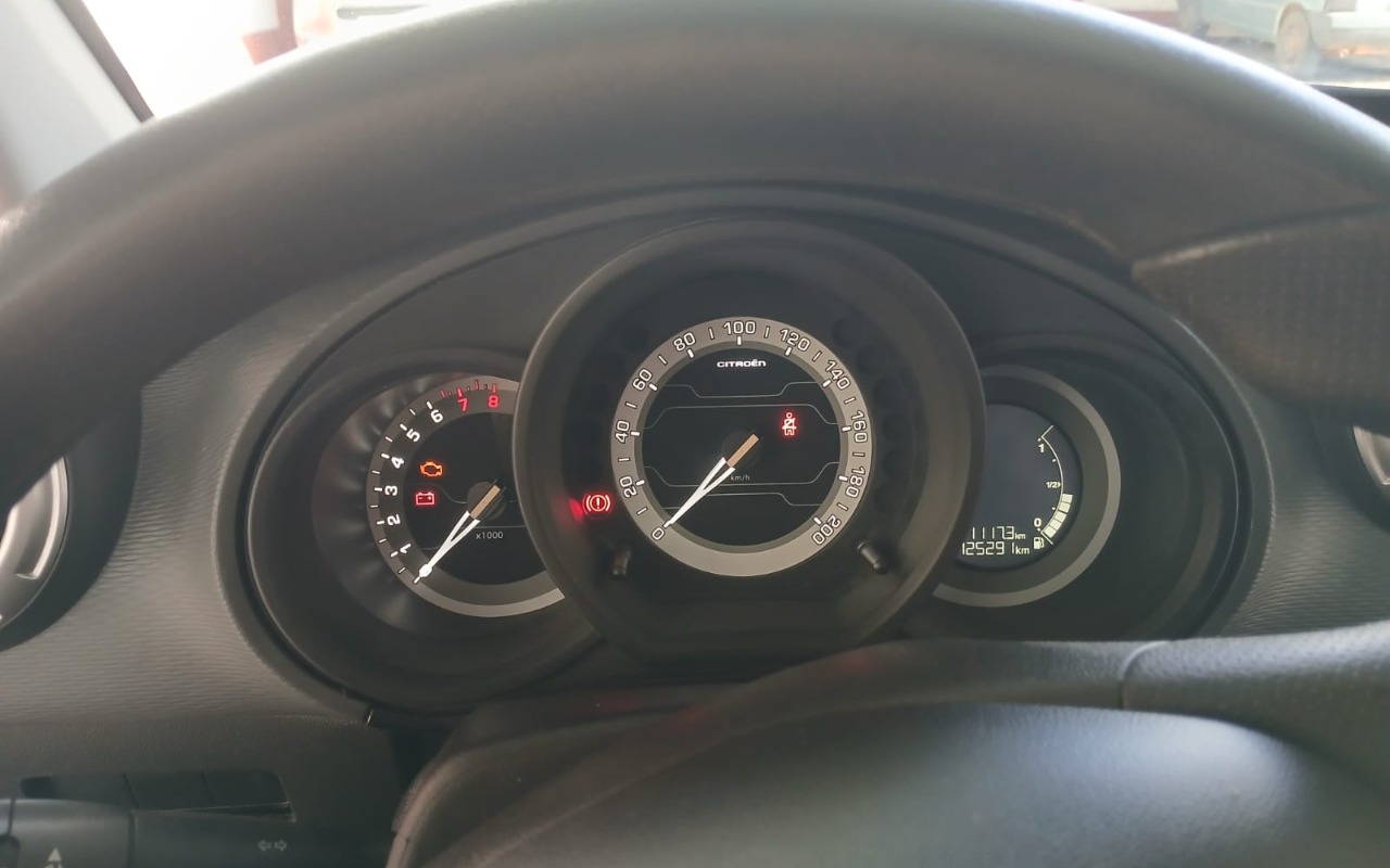 imagem-https://www.socarrao.com.br/sc-vehicle-images-prod/1515881/1779054399280-V2hhdHNBcHAgSW1hZ2UgMjAyNi0wNS0wOCBhdCAxMS40MC4wMSAoMikuanBlZw.jpeg