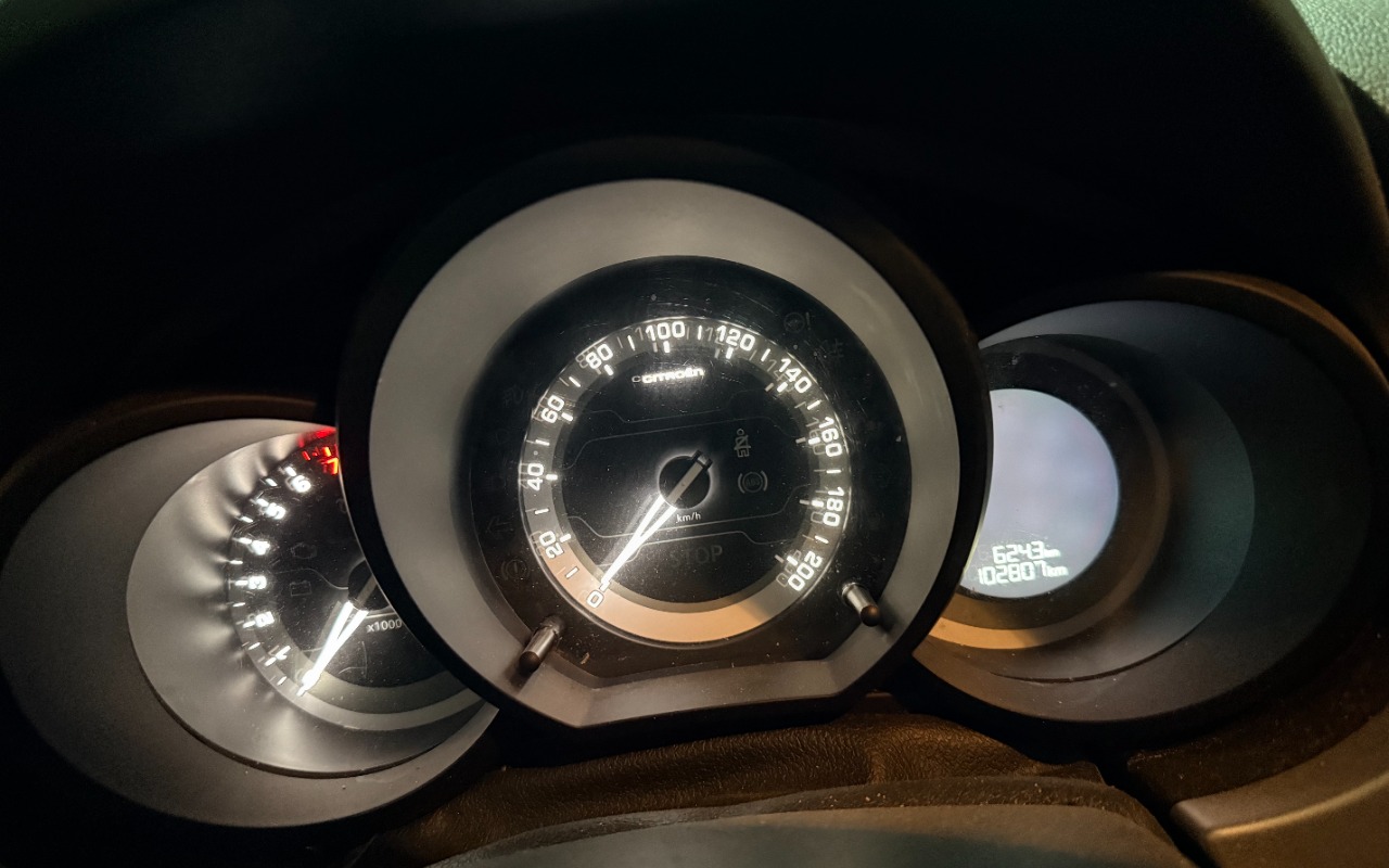 imagem-https://www.socarrao.com.br/sc-vehicle-images-prod/1523084/1779103744204-SU1HXzkwNzEuanBlZw.jpeg