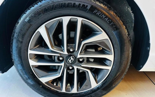imagem-https://www.socarrao.com.br/sc-vehicle-images-prod/1523123/1790093250930-8090764_9_B_b49ba32aaa.jpeg