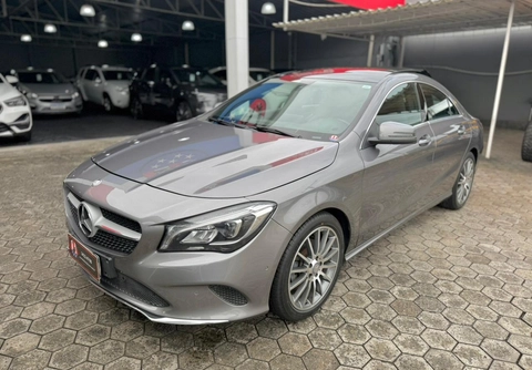 Mercedes-Benz CLA-200 2017 Prata — foto 1 de 3
