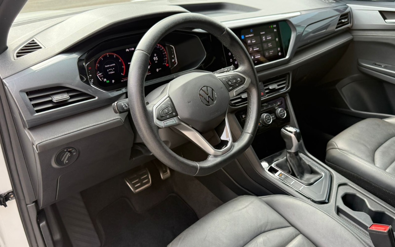 imagem-https://www.socarrao.com.br/sc-vehicle-images-prod/1523691/1779220295709-VlcgVEFPUyAxLjQgMjUwIFRTSSBISUdITElORSBBVVRPTcOBVElDTyAyMDIyIEJSQU5DTyAxMy5qcGVn.jpeg