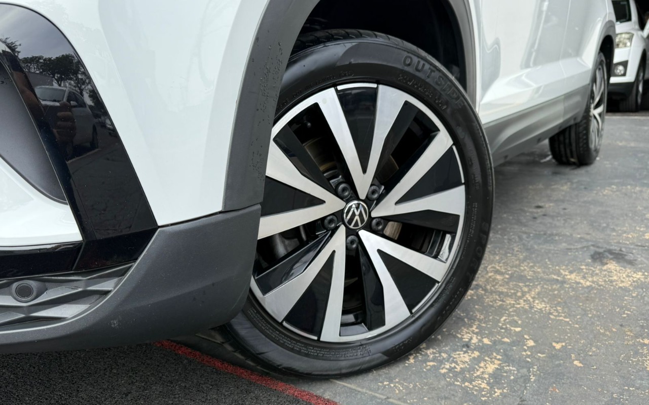 imagem-https://www.socarrao.com.br/sc-vehicle-images-prod/1523691/1779220296151-VlcgVEFPUyAxLjQgMjUwIFRTSSBISUdITElORSBBVVRPTcOBVElDTyAyMDIyIEJSQU5DTyAxOS5qcGVn.jpeg