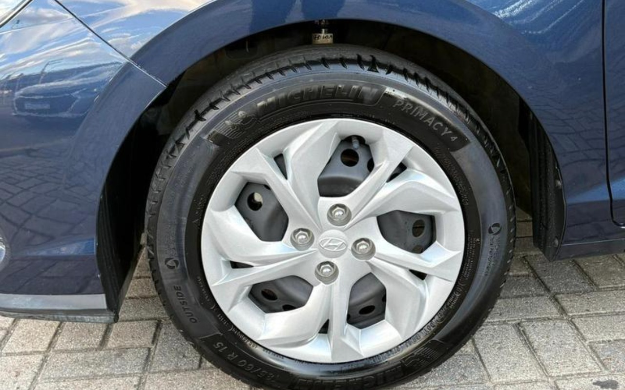 imagem-https://www.socarrao.com.br/sc-vehicle-images-prod/1526936/1779115153929-ODA2NTk1MV8wX0JfMDVmOGE3MjFlNi5qcGVn.jpeg