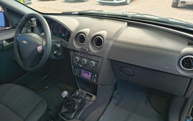 imagem-https://www.socarrao.com.br/sc-vehicle-images-prod/1527441/1789138765593-8075289_3_B_be86374cd9.jpeg