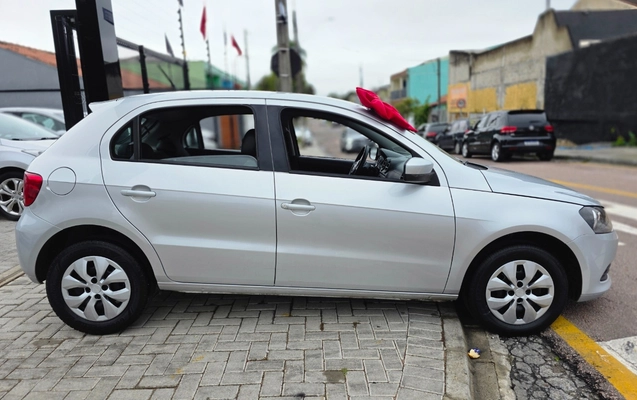 imagem-https://www.socarrao.com.br/sc-vehicle-images-prod/1530744/1779121436760-MjAyNjA1MThfMTI1NTAzLmpwZw.jpg