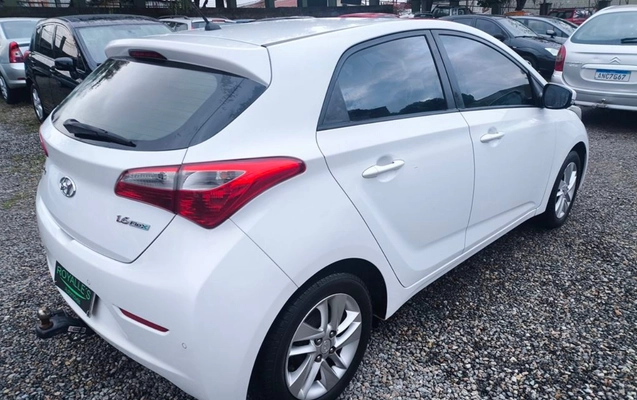 imagem-https://www.socarrao.com.br/sc-vehicle-images-prod/1533549/1779311989222-SU1HXzIwMjYwNTE5XzE3MTI1MSAoQ29weSkuanBn.jpg