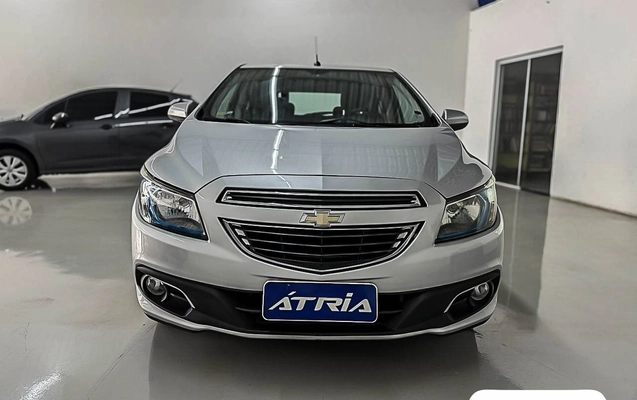 imagem-https://www.socarrao.com.br/sc-vehicle-images-prod/1534120/1786370668496-7155b8cf-c255-4955-b932-1447a4f3cd68.jpg