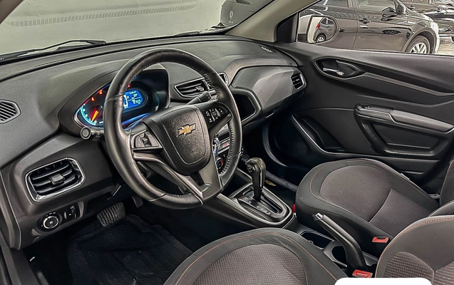 imagem-https://www.socarrao.com.br/sc-vehicle-images-prod/1534120/1786370668502-ddcc125e-5be1-4a79-bac9-a227c3230ff7.jpg