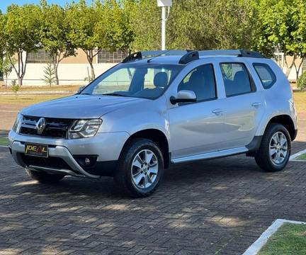 Renault Duster 2017 Prata — foto 1 de 3