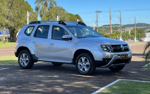 imagem-https://www.socarrao.com.br/sc-vehicle-images-prod/1536791/1779136945539-d85ee487eeae4ef9b2b6e26a210c9e46_1779130852372.jpeg