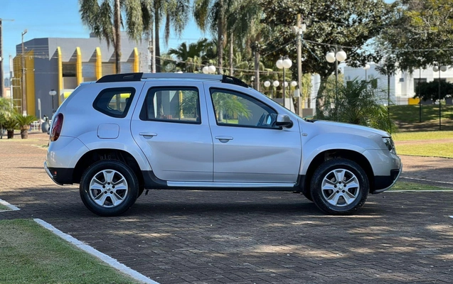 imagem-https://www.socarrao.com.br/sc-vehicle-images-prod/1536791/1779136945540-098d32b4124f4db79a2cf9eccd918076_1779130853965.jpeg