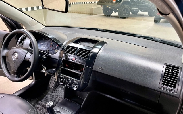 imagem-https://www.socarrao.com.br/sc-vehicle-images-prod/1538019/1779132683429-HBi678GDBxltmw6ayTOja3ypi12qeVod.jpg