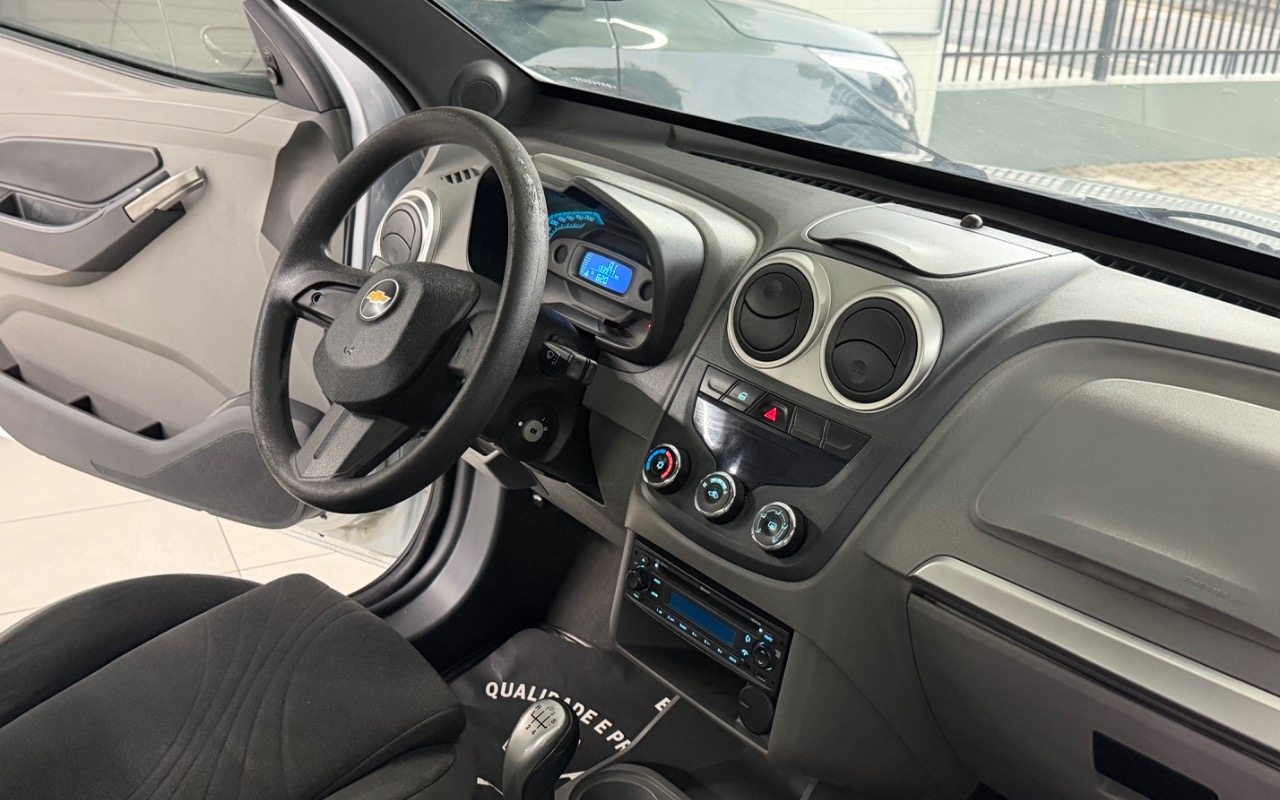 imagem-https://www.socarrao.com.br/sc-vehicle-images-prod/1540226/1779136463231-SU1HXzY2NDEuanBlZw.jpeg