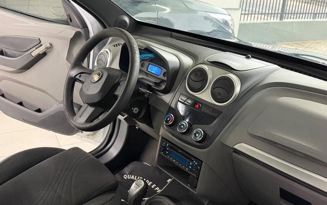 imagem-https://www.socarrao.com.br/sc-vehicle-images-prod/1540226/1779136463231-SU1HXzY2NDEuanBlZw.jpeg