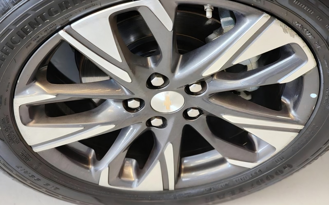 imagem-https://www.socarrao.com.br/sc-vehicle-images-prod/1542716/1779141159826-Nzk3MDIzMl8zNF9CXzhjMWNiYTk3YjIuanBlZw.jpeg