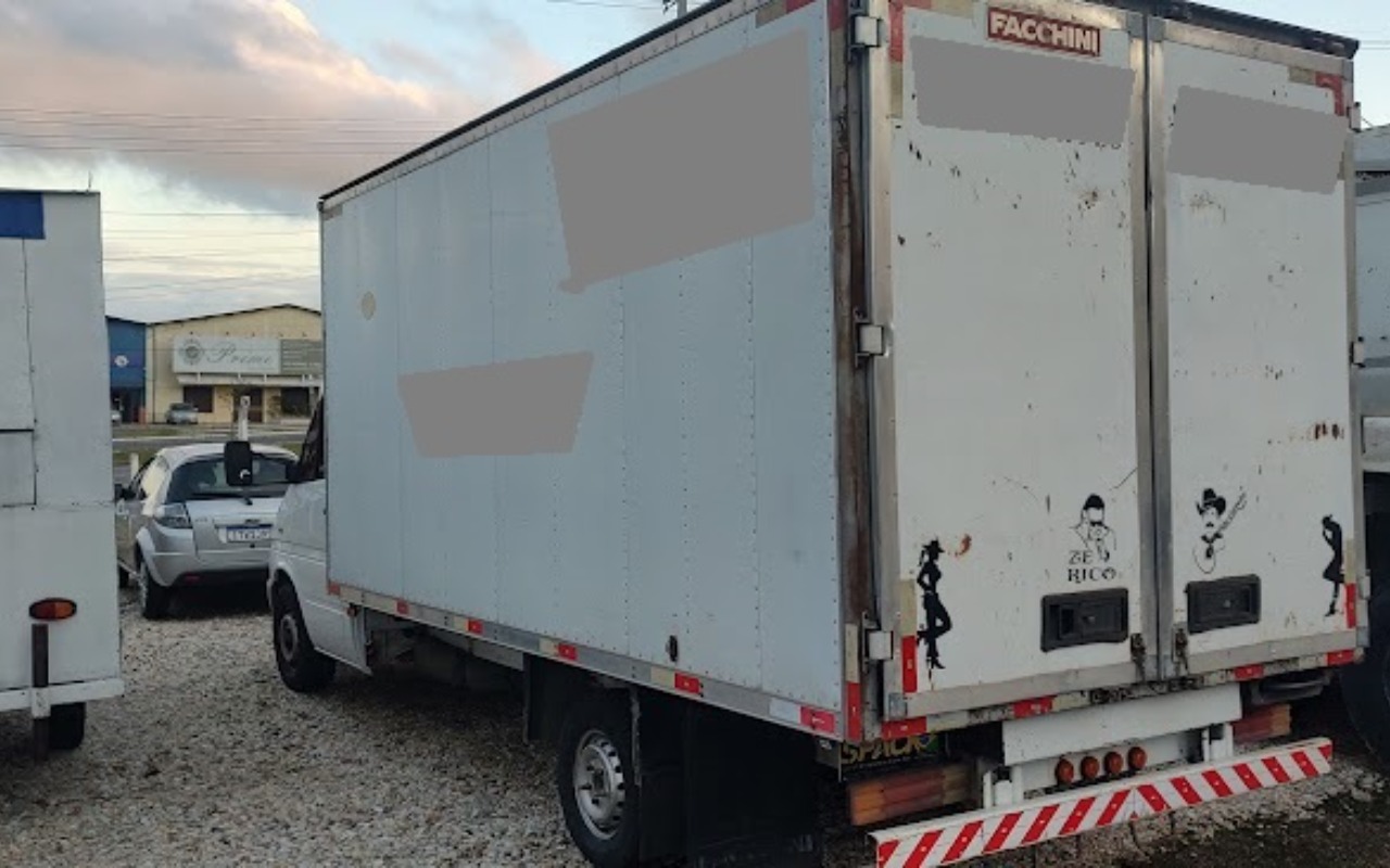 imagem-https://www.socarrao.com.br/sc-vehicle-images-prod/1546828/1779226762439-SU1HXzIwMjYwNTE5XzE3MjE1NzYzNF9IRFIuanBn.jpg