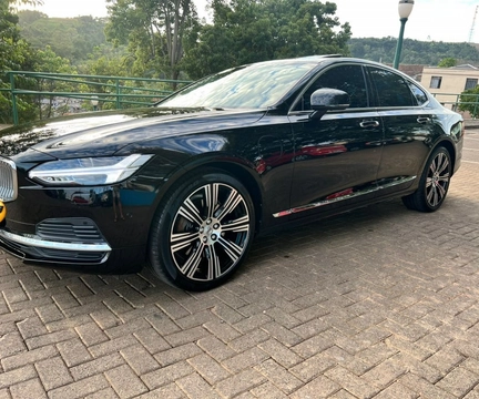 Volvo S90 2021 Preto — foto 1 de 3