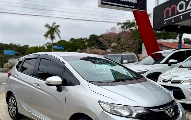 imagem-https://www.socarrao.com.br/sc-vehicle-images-prod/1564525/1782915884148-003_cd79710ac4cbb54b76192d075b645b4b.jpeg