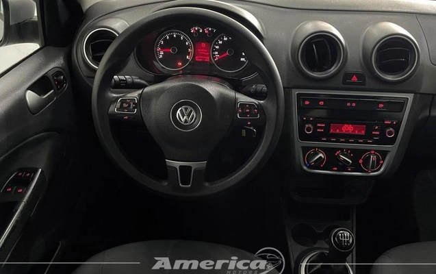 imagem-https://www.socarrao.com.br/sc-vehicle-images-prod/1565086/1786640633134-8066035_15_B_b1b74830a4.jpeg