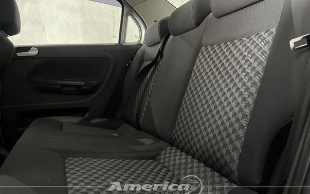 imagem-https://www.socarrao.com.br/sc-vehicle-images-prod/1565086/1786640633138-8066035_10_B_90750e7648.jpeg