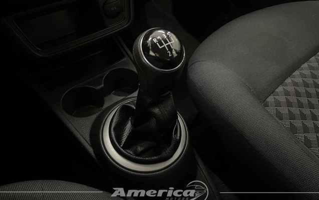 imagem-https://www.socarrao.com.br/sc-vehicle-images-prod/1565086/1786640633141-8066035_3_B_b2083a74dc.jpeg