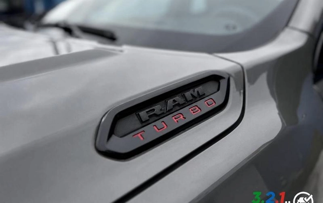 imagem-https://www.socarrao.com.br/sc-vehicle-images-prod/1565237/1785254554998-8087730_1_B_e478bcd5e9.jpeg