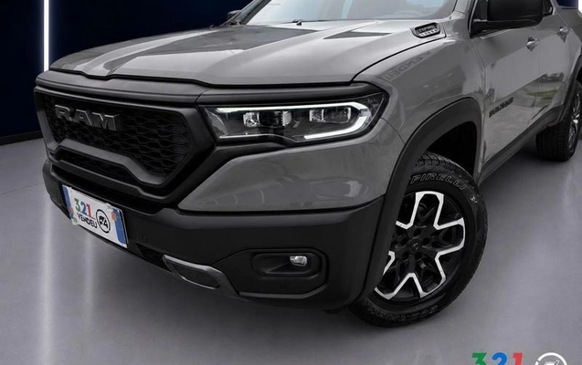 imagem-https://www.socarrao.com.br/sc-vehicle-images-prod/1565237/1785254555000-8087730_6_B_cbc797fcc8.jpeg