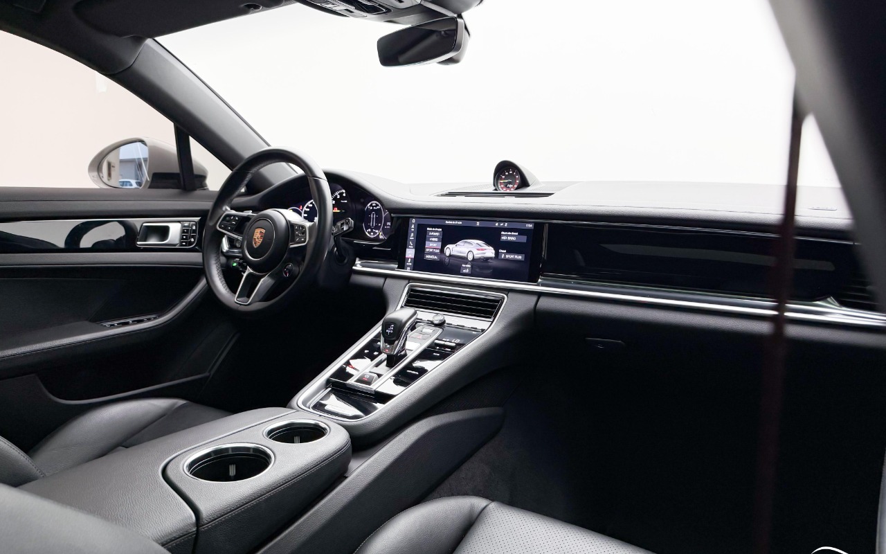 imagem-https://www.socarrao.com.br/sc-vehicle-images-prod/1566595/1779199927899-SU1HLTIwMjUxMTI1LVdBMDI0OC5qcGc.jpg
