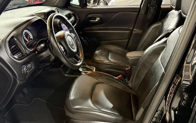 imagem-https://www.socarrao.com.br/sc-vehicle-images-prod/1571283/1785943782580-8100943_0_B_16da46c4df.jpeg