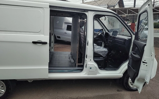 imagem-https://www.socarrao.com.br/sc-vehicle-images-prod/1571647/1779208956915-MTc3OTIwODg4NDQ1NjYxNTYwNDY0NTgyNjg1NjQ5MzUuanBn.jpg