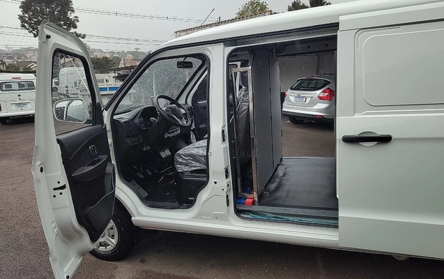 imagem-https://www.socarrao.com.br/sc-vehicle-images-prod/1571647/1779208956967-MTc3OTIwODkwOTM4MTUyOTgzOTQ4ODY5NTk3ODE1NC5qcGc.jpg