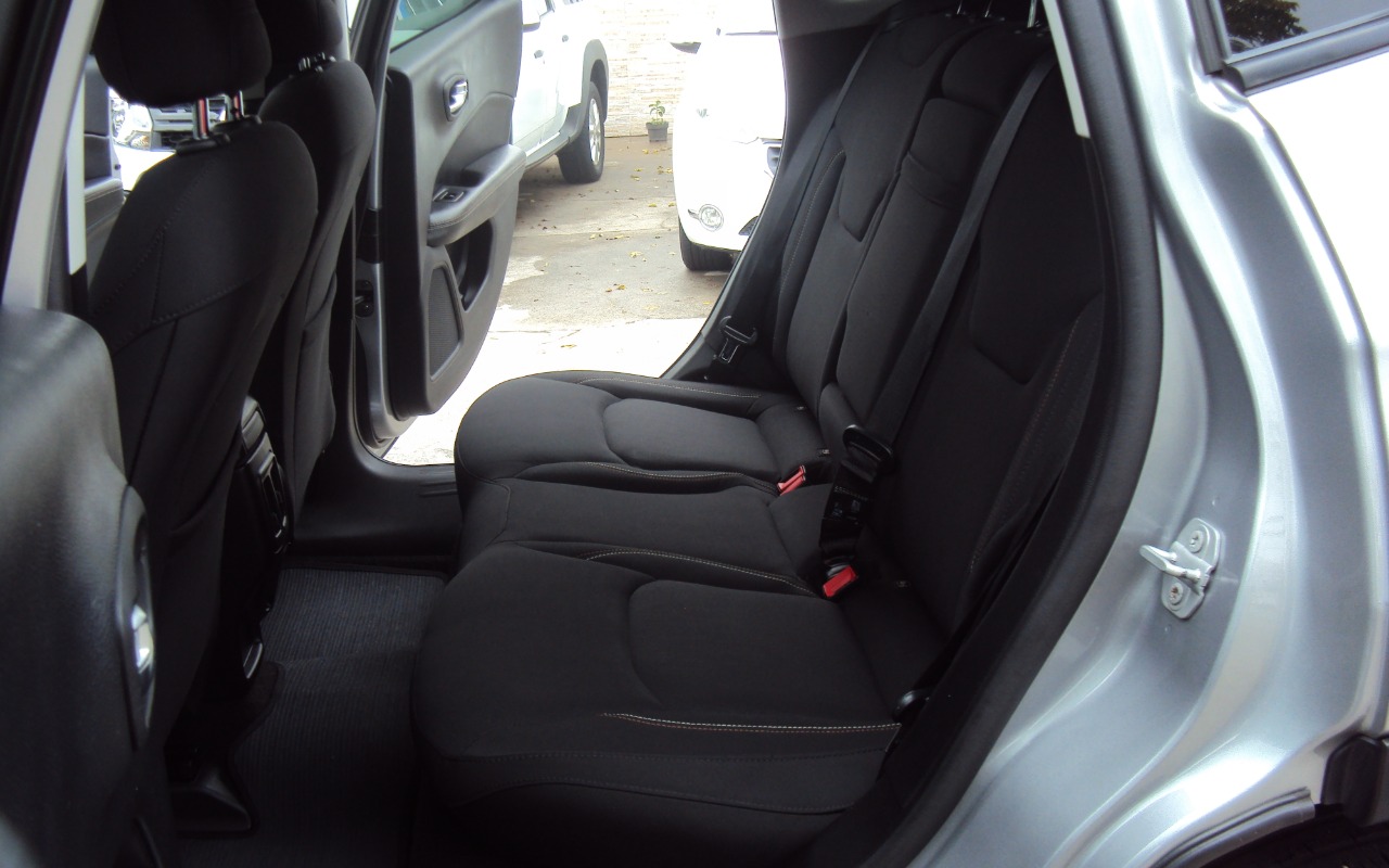 imagem-https://www.socarrao.com.br/sc-vehicle-images-prod/1572802/1779210503779-RFNDMDA4OTMuSlBH.JPG