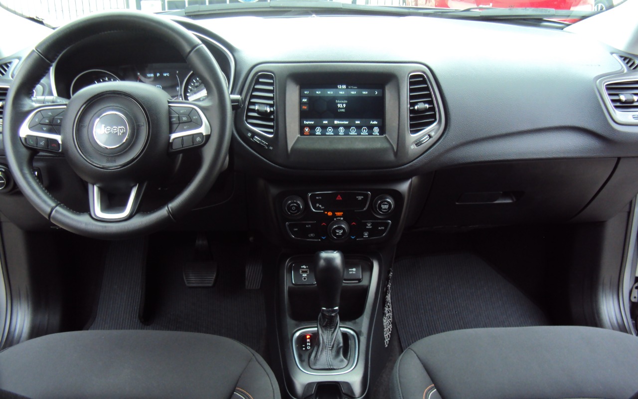 imagem-https://www.socarrao.com.br/sc-vehicle-images-prod/1572802/1779210504114-RFNDMDA4OTUuSlBH.JPG