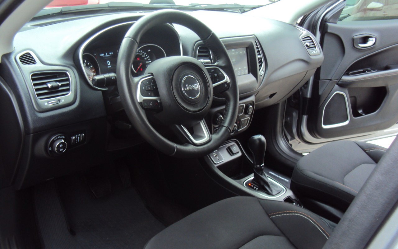 imagem-https://www.socarrao.com.br/sc-vehicle-images-prod/1572802/1779210504488-RFNDMDA4OTguSlBH.JPG