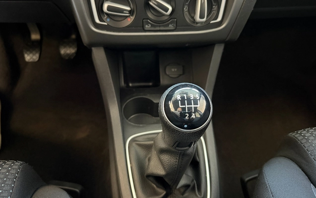 imagem-https://www.socarrao.com.br/sc-vehicle-images-prod/1572815/1779210590602-MjAyNjA1MTJfMTIyMDA3NzQ4X2lPUy5qcGc.jpg