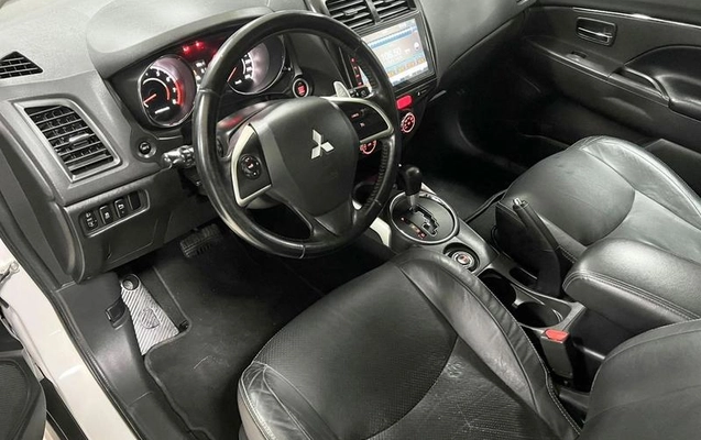 imagem-https://www.socarrao.com.br/sc-vehicle-images-prod/1573503/1788273053497-8078927_7_B_aee1aa78a1.jpeg