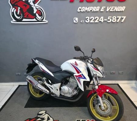 imagem-https://www.socarrao.com.br/sc-vehicle-images-prod/1573825/1785245997125-8090261_0_B_35fff30ebc.jpeg