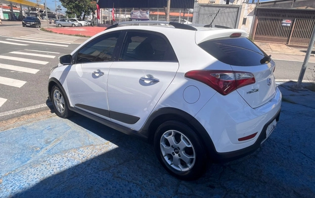 imagem-https://www.socarrao.com.br/sc-vehicle-images-prod/1573933/1787670091791-ab29aeda-df90-4466-b7c5-d8e09d35098c.jpg