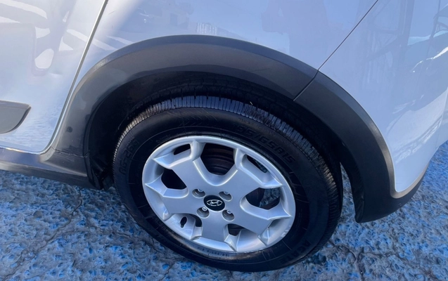 imagem-https://www.socarrao.com.br/sc-vehicle-images-prod/1573933/1787670091792-483aab50-e990-4177-a0d8-46d193dd2e17.jpg