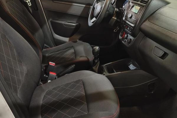 imagem-https://www.socarrao.com.br/sc-vehicle-images-prod/1574523/1788971555456-8055847_13_B_b9e7d3a1f8.jpeg