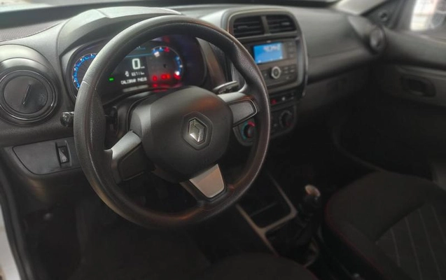 imagem-https://www.socarrao.com.br/sc-vehicle-images-prod/1574523/1788971555468-8055847_14_B_7e8fa5a640.jpeg