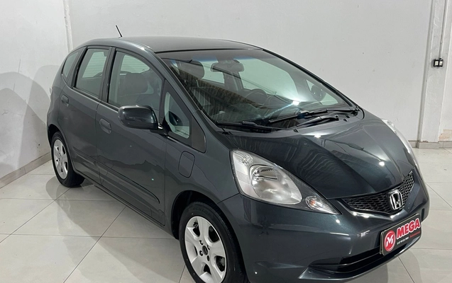 imagem-https://www.socarrao.com.br/sc-vehicle-images-prod/1575066/1788204714735-eb0c380f41244c7587244dae3844664b_1785329493720.jpg