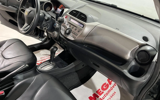 imagem-https://www.socarrao.com.br/sc-vehicle-images-prod/1575066/1788204714738-070e9ce19f5e493f98492f04f11e991d_1785329493767.jpg