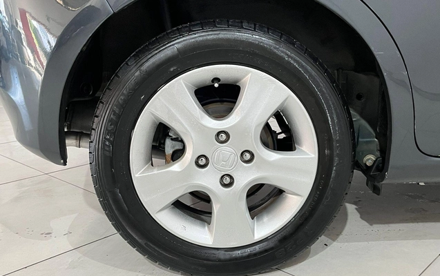 imagem-https://www.socarrao.com.br/sc-vehicle-images-prod/1575066/1788204714739-bcbf44c083e14164a8db32b5fe745b3a_1785329493774.jpg