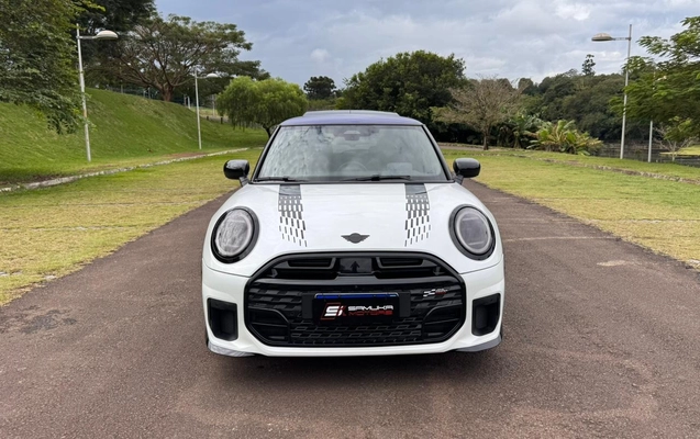 imagem-https://www.socarrao.com.br/sc-vehicle-images-prod/1575695/1779215376861-V2hhdHNBcHAgSW1hZ2UgMjAyNi0wNS0xOSBhdCAxNS4wNC4wNyAoMSkuanBlZw.jpeg