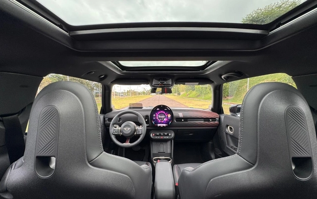 imagem-https://www.socarrao.com.br/sc-vehicle-images-prod/1575695/1779215377602-V2hhdHNBcHAgSW1hZ2UgMjAyNi0wNS0xOSBhdCAxNS4wNC4xMCAoMikuanBlZw.jpeg